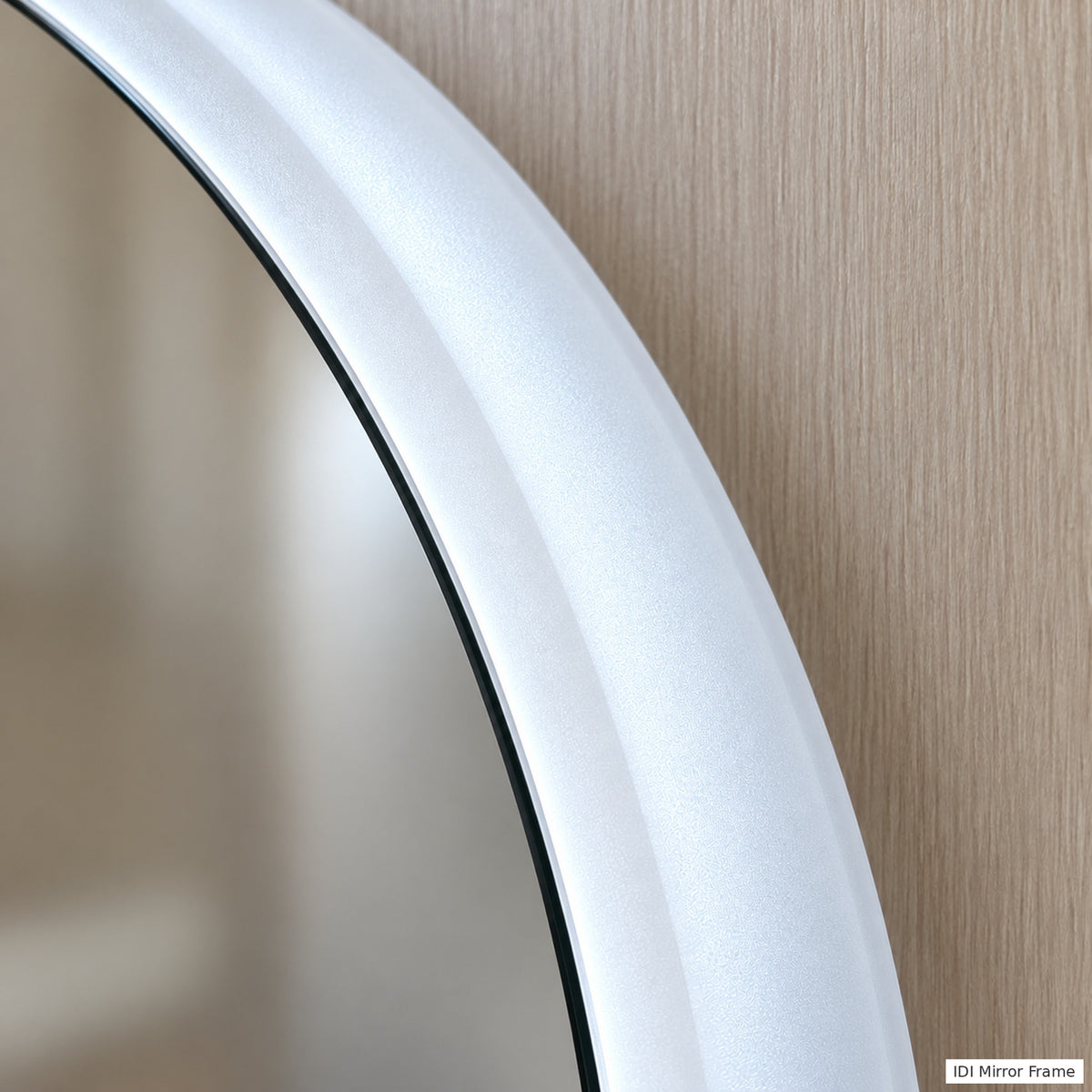 03_J30-04-detail-front